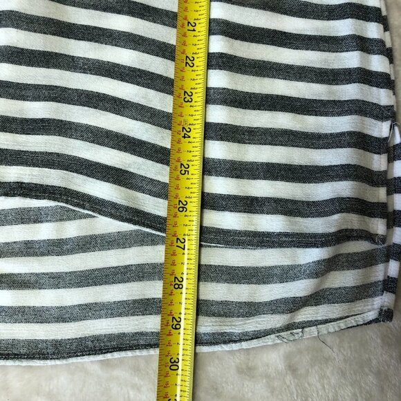 Anthropologie Pleione Grey & White Striped Lightweight Sleeveless Top Size Small - Picture 8 of 9